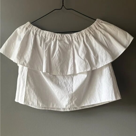 Top Shop, size 2, White Off-Shoulder Ruffle short crop fitted Top - Picture 2 of 5